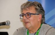«La forma de leer cambió, aunque nos cueste creerlo»