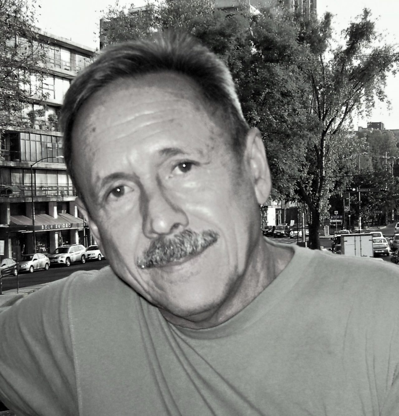 El escritor cubano Ricardo Riverón