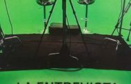<em>La entrevista en televisión</em>