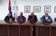 Panel homenaje al escritor e investigador cubano Enrique Cirules (+ Versión Radial)