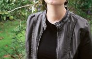 <em>Brujas</em>, de Chely Lima