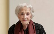 Ida Vitale «o la reducción del infinito»