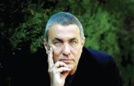 Abilio Estévez: «Siempre quise escribir poesía, pero los versos nunca se me dieron»