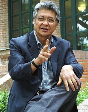 José Watanabe: «Escribo casi siempre lo que veo». (I)