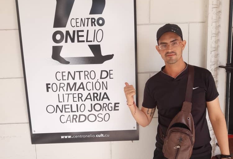 Roberto González Rodríguez: degustar cuentos como platillos