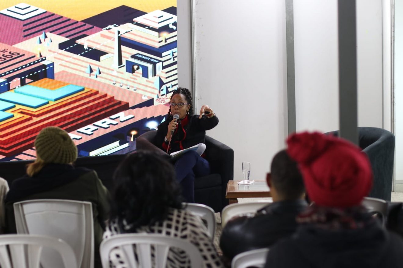 Feria del Libro de La Habana atrae atención en Bolivia | Cubaliteraria