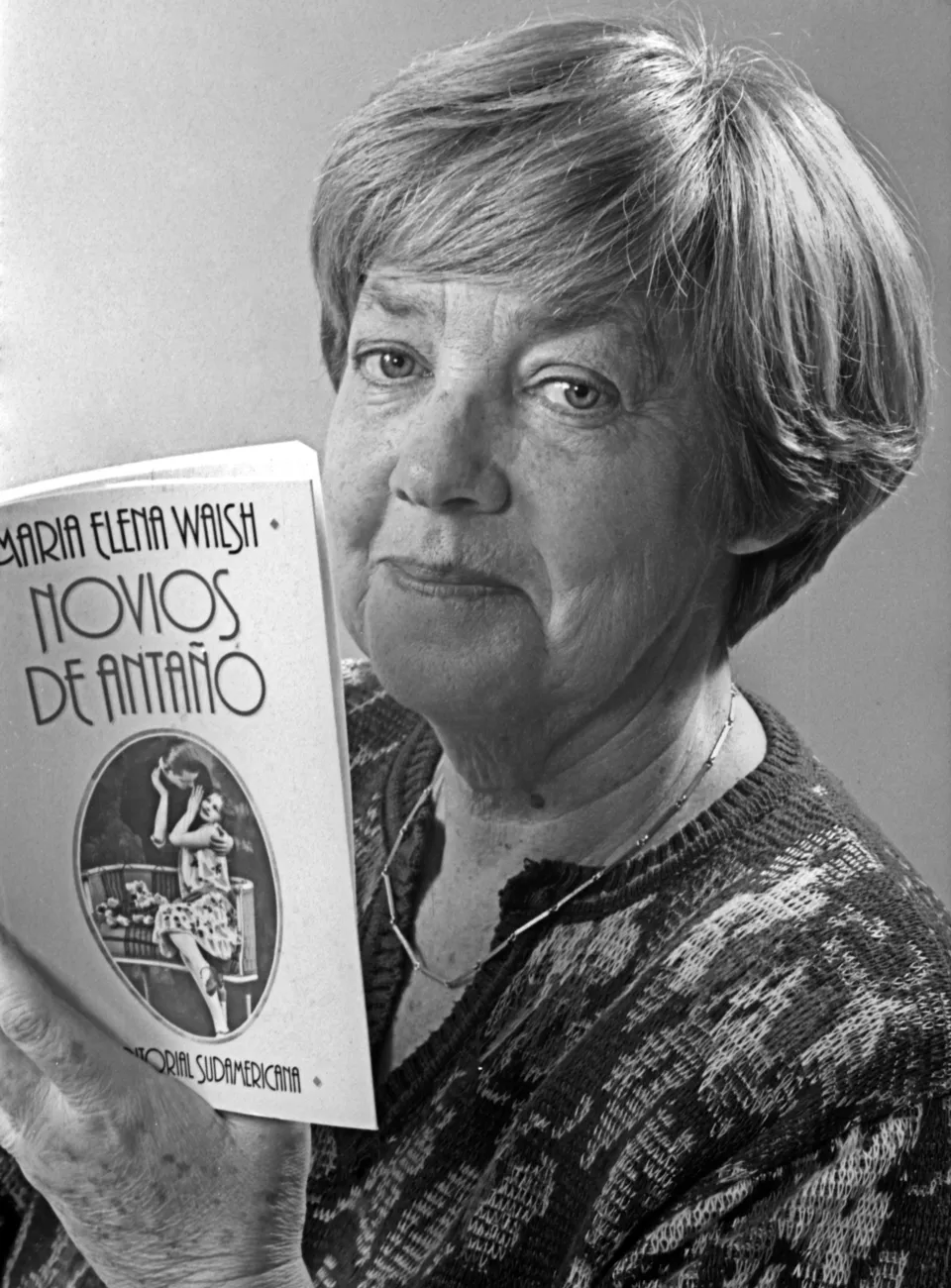 María Elena Walsh: cigarra cantando al sol