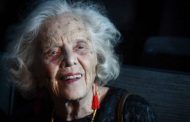 Elena Poniatowska desmiente falsas noticias: «Estoy muy bien y no me he muerto»