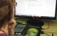 <em>Mujeres en crisis</em>: ensayo y literatura escrita por mujeres