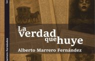 <em>La verdad que huye</em>, regalo para su autor en el Sábado del Libro